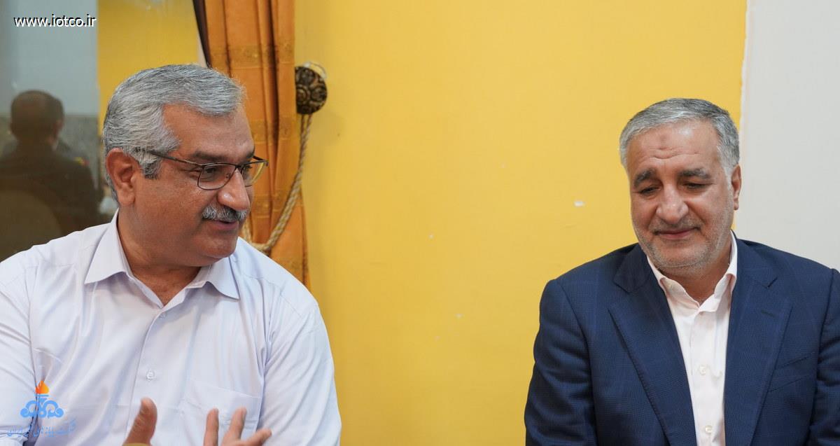 نشست صمیمی +مدیرعامل شرکت پایانه‌های نفتی ایران + روسای پایانه نفتی خارگ + مناسب میلاد امام علی(ع)+ عباس اسدروز 3