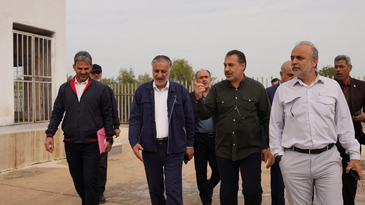 سلیمانی +عباس اسدروز+ مدیرعامل شرکت پایانه‌های نفتی ایران+ پایانه نفتی خارگ+سردخانه‌ 5