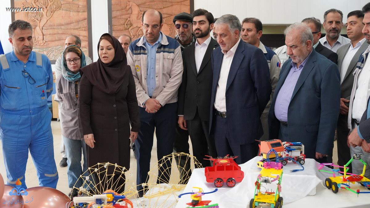 برگزاری نمایشگاه دستاوردهای رباتیک و فناوری نوین در جزیره خارگ 3