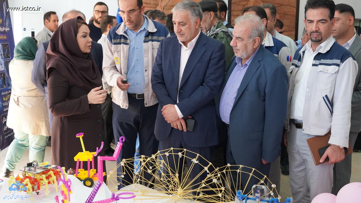 برگزاری نمایشگاه دستاوردهای رباتیک و فناوری نوین در جزیره خارگ 2