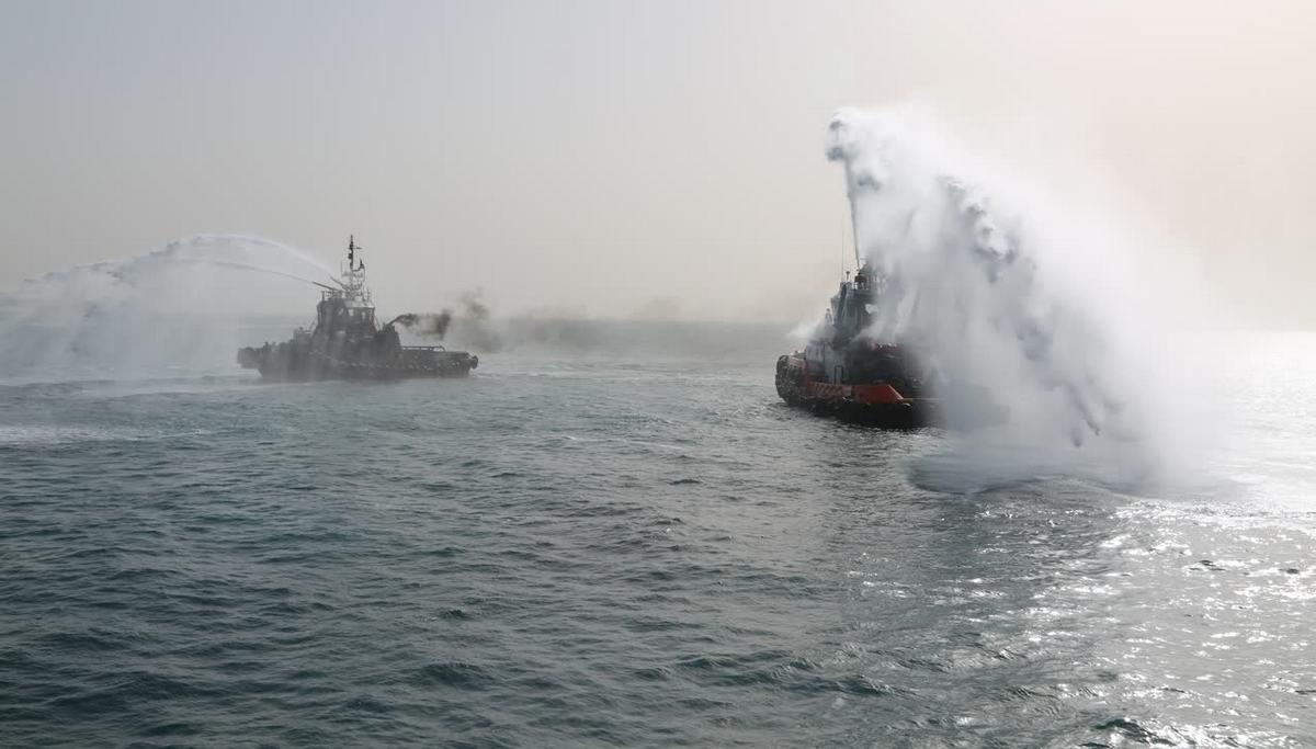 مانور + شرایط اضطراری +پایانه نفتی خارگ  13