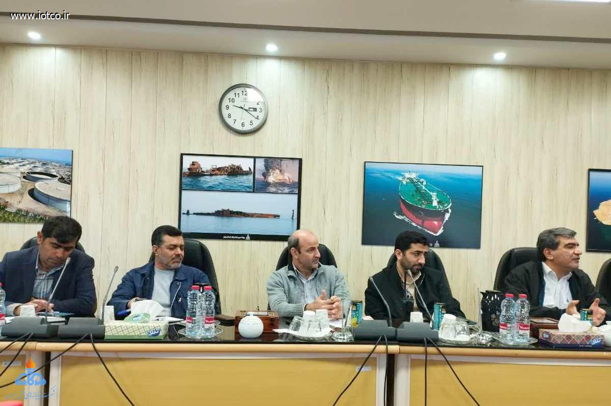 نشست +مراسمات دهه مبارک فجر +پایانه نفتی خارگ 4