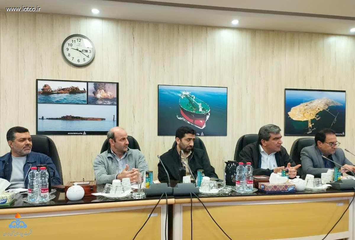 نشست +مراسمات دهه مبارک فجر +پایانه نفتی خارگ 3