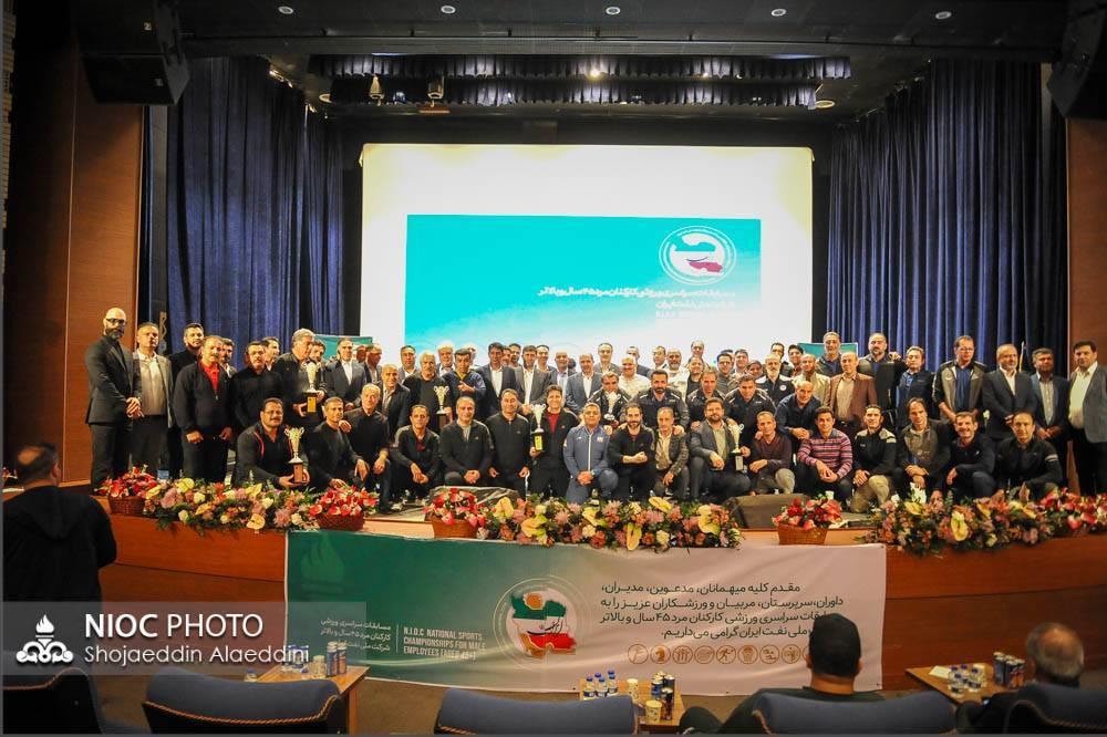 حضور موفق کاروان ورزشی پایانه‌های نفتی ایران در المپیاد کارکنان بالای ۴۵ سال 24