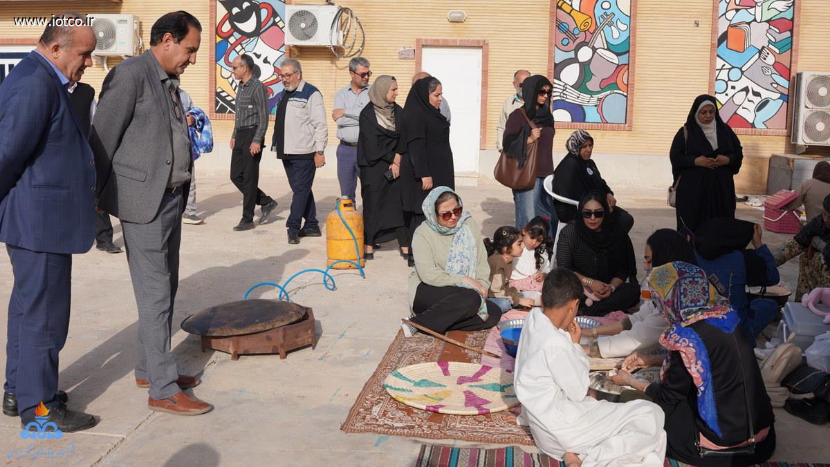 جشنواره نان محلی + نمایشگاه آثار هنری +دهه فجر +جزیره خارگ  27