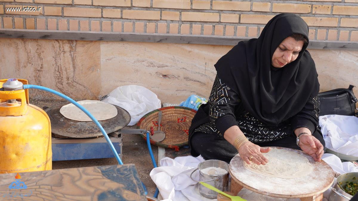 جشنواره نان محلی + نمایشگاه آثار هنری +دهه فجر +جزیره خارگ  24