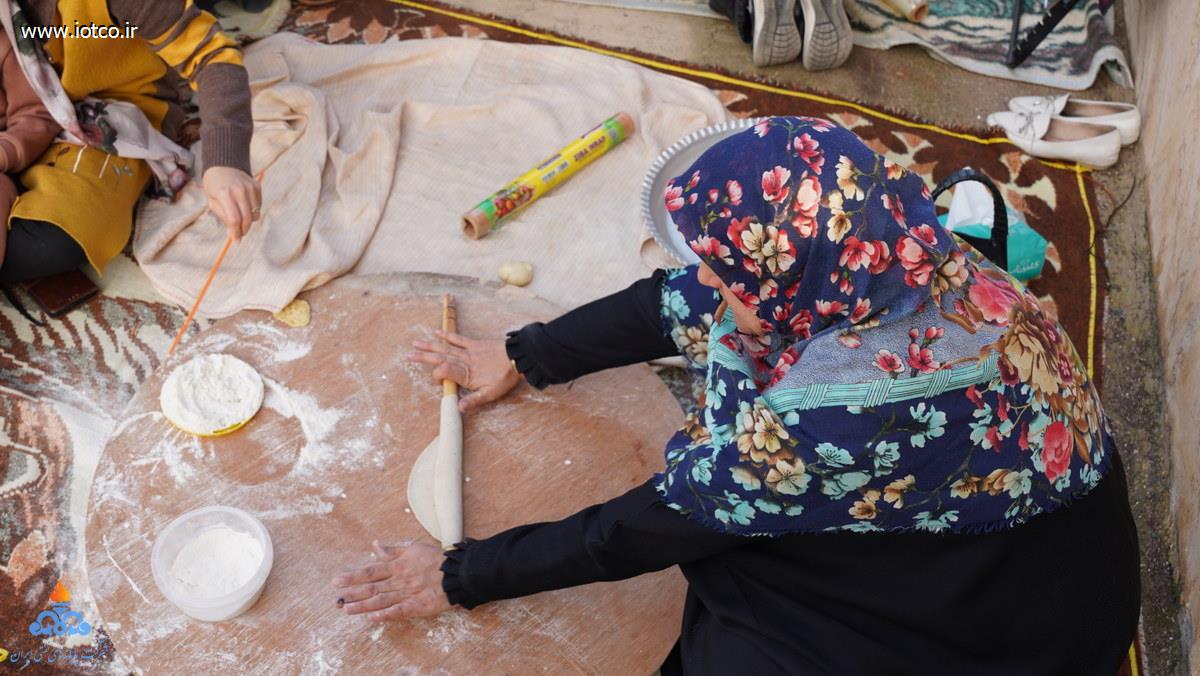 جشنواره نان محلی + نمایشگاه آثار هنری +دهه فجر +جزیره خارگ  14