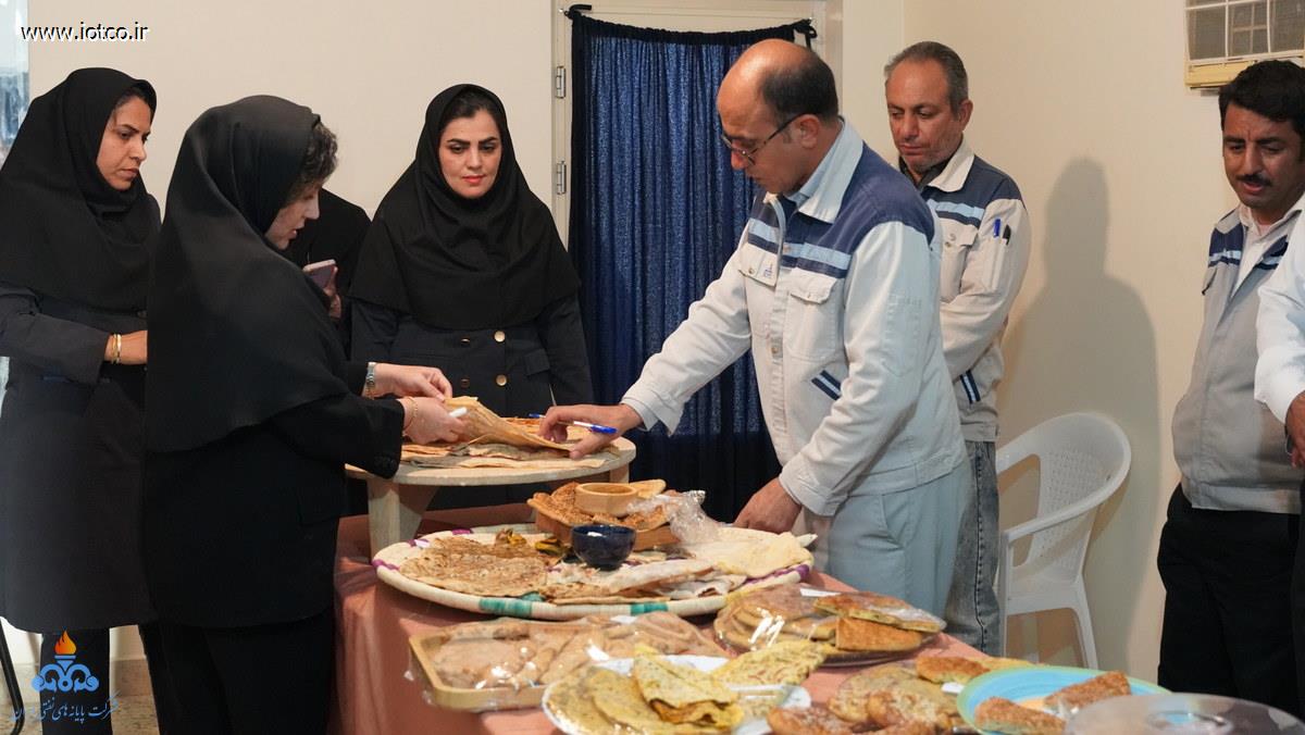 جشنواره نان محلی + نمایشگاه آثار هنری +دهه فجر +جزیره خارگ  9