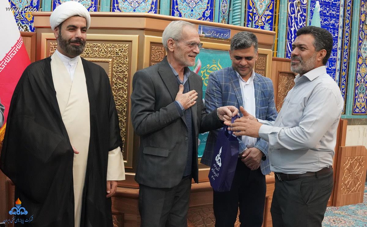 جشن میلاد حضرت مهدی (عج) در مسجد ولی‌عصر (عج)  9