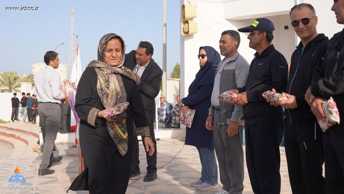 پیاده روی خانوادگی + دهه فجر 16