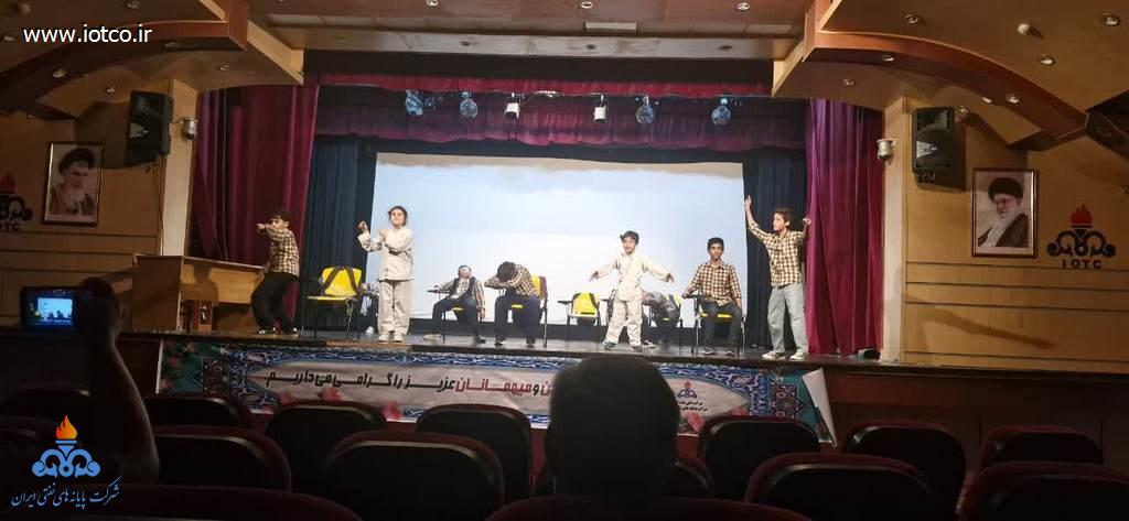 آثار راه‌یافته به دوازدهمین جشنواره تئاتر کودک و نوجوان جزیره خارگ 2