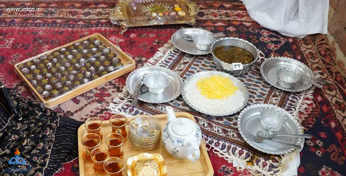برگزاری جشنواره پخت کیک و شیرینی و جشنواره پخت غذای محلی در پایانه نفتی خارگ 25