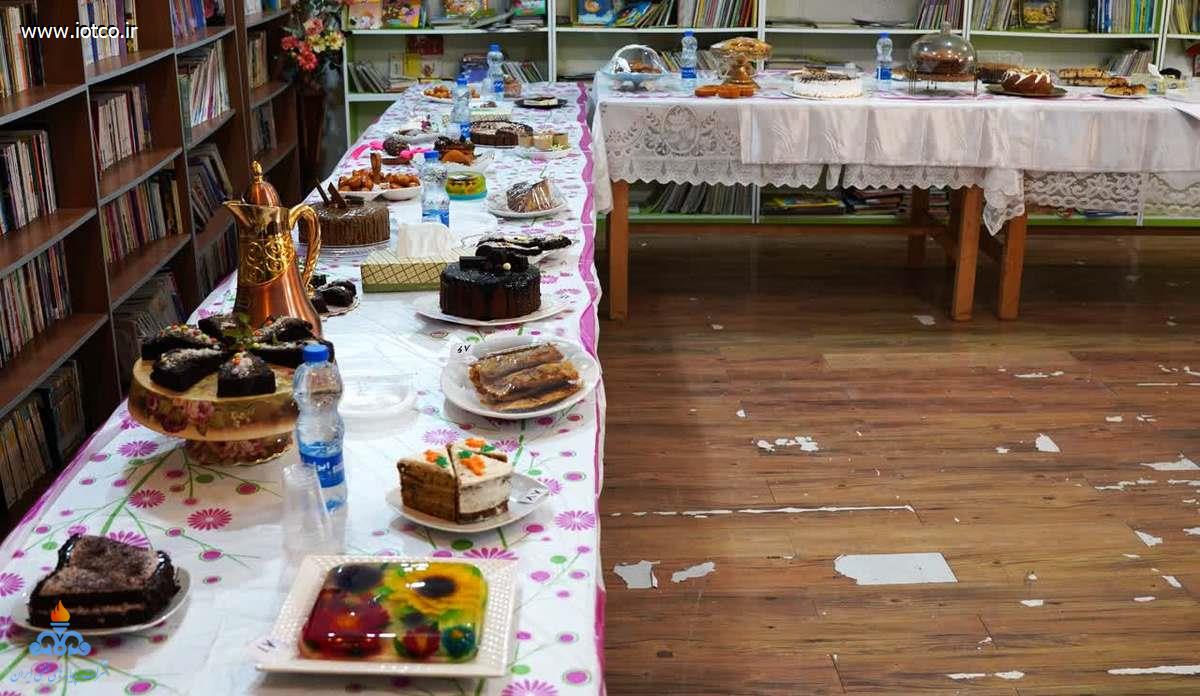 برگزاری جشنواره پخت کیک و شیرینی و جشنواره پخت غذای محلی در پایانه نفتی خارگ 15