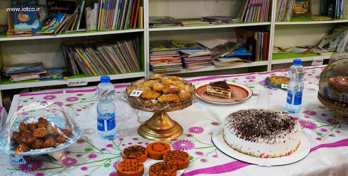 برگزاری جشنواره پخت کیک و شیرینی و جشنواره پخت غذای محلی در پایانه نفتی خارگ 11