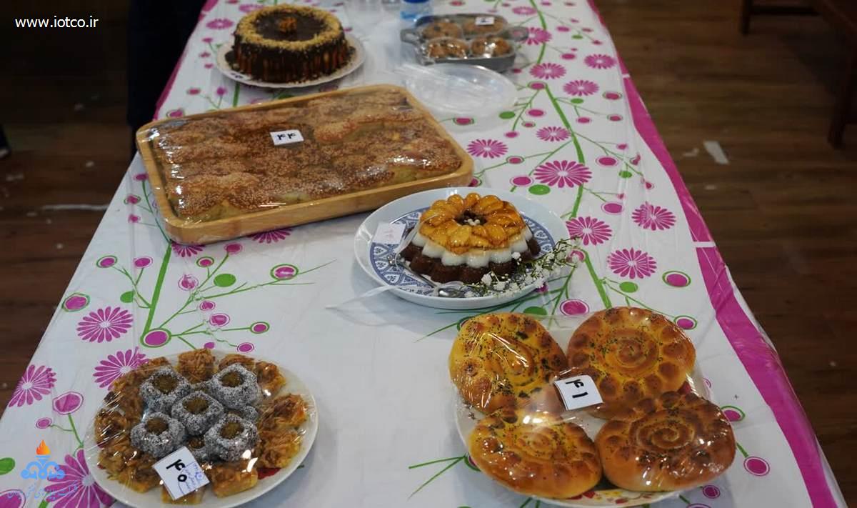 برگزاری جشنواره پخت کیک و شیرینی و جشنواره پخت غذای محلی در پایانه نفتی خارگ 8