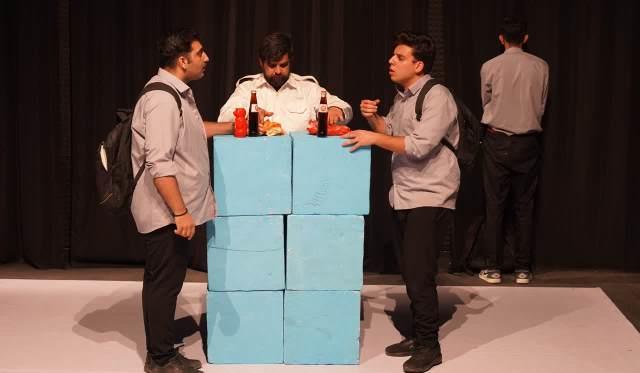 نمایش‌های اجرا شده در دوازدهمین جشنواره تئاتر «کودک و نوجوان» جزیره خارگ 6