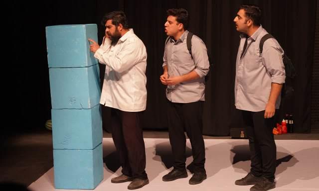 نمایش‌های اجرا شده در دوازدهمین جشنواره تئاتر «کودک و نوجوان» جزیره خارگ 5