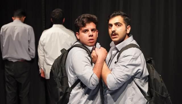 نمایش‌های اجرا شده در دوازدهمین جشنواره تئاتر «کودک و نوجوان» جزیره خارگ 4