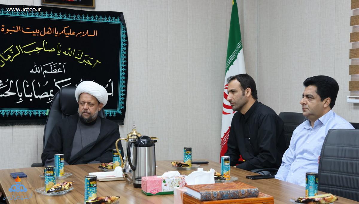 غلامحسین گرامی، مدیر پایانه میعانات گازی پارس جنوبی، +حجت‌الاسلام والمسلمین محمدی، امام جمعه شهرستان عسلویه  4