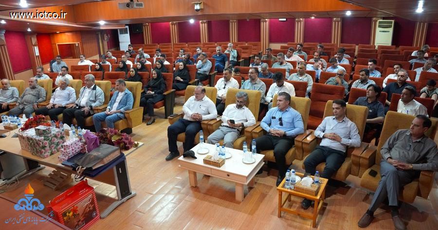 بازنشستگی علیرضا فرخنده‌دوست 34