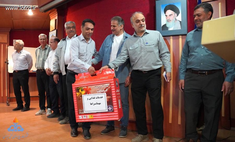 بازنشستگی علیرضا فرخنده‌دوست 28