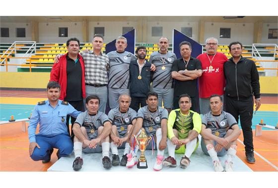 قهرمانی تیم حراست در مسابقات فوتسال کارکنان بالای ۴۵ سال پایانه‌های نفتی ایران 1
