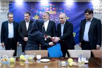 بانوان شاغل در ستاد شرکت پایانه‌های نفتی ایران تجلیل شدند