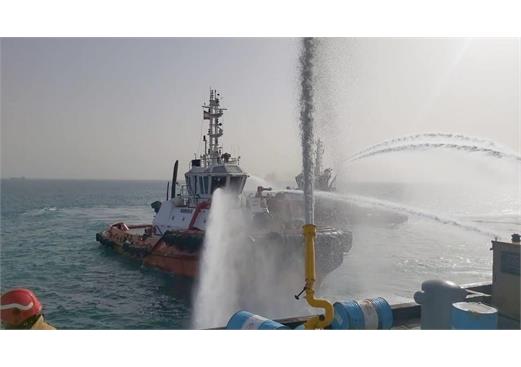  مانور آمادگی در شرایط اضطراری در پایانه نفتی خارگ برگزار شد