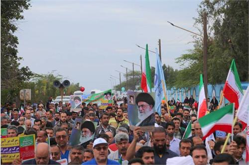 حضور کارکنان شرکت پایانه های نفتی ایران در راهپیمایی 22 بهمن ماه + تصاویر