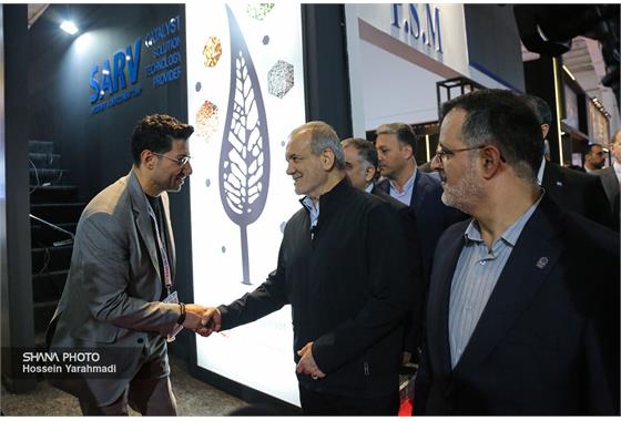 بازدید رئیس‌جمهوری از بیست‌ونهمین نمایشگاه نفت 2 22