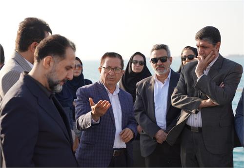 بازدید مدیران پژوهش و فناوری و پشتیبانی ساخت و تامین کالای شرکت ملی نفت ایران از پایانه نفتی خارگ